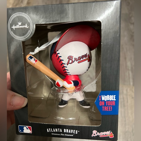 Atlanta Braves Ornament - Picture 1 of 3